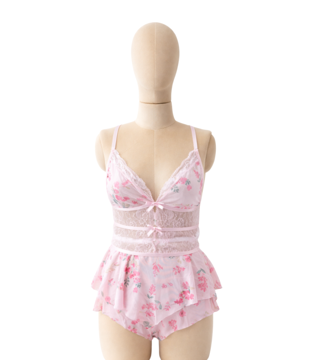 blush-pink-floral-lace-bralette-shorts-set-front-mannequin