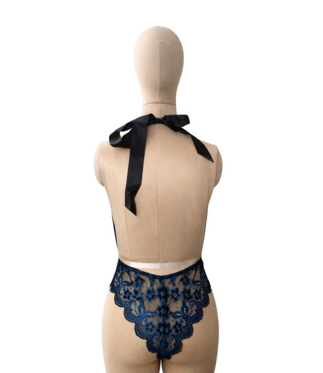 royal-blue-black-lace-plunge-bodysuit-back-mannequin
